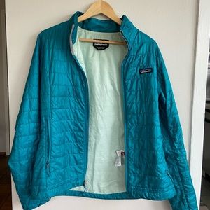 Patagonia (vegan) nano puff jacket (medium)
